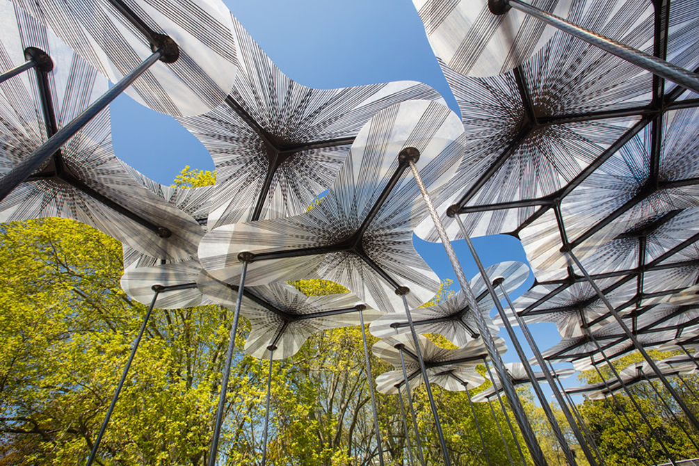 m-pavilion-by-al_a_petals_john-gollings_dezeen_936_3